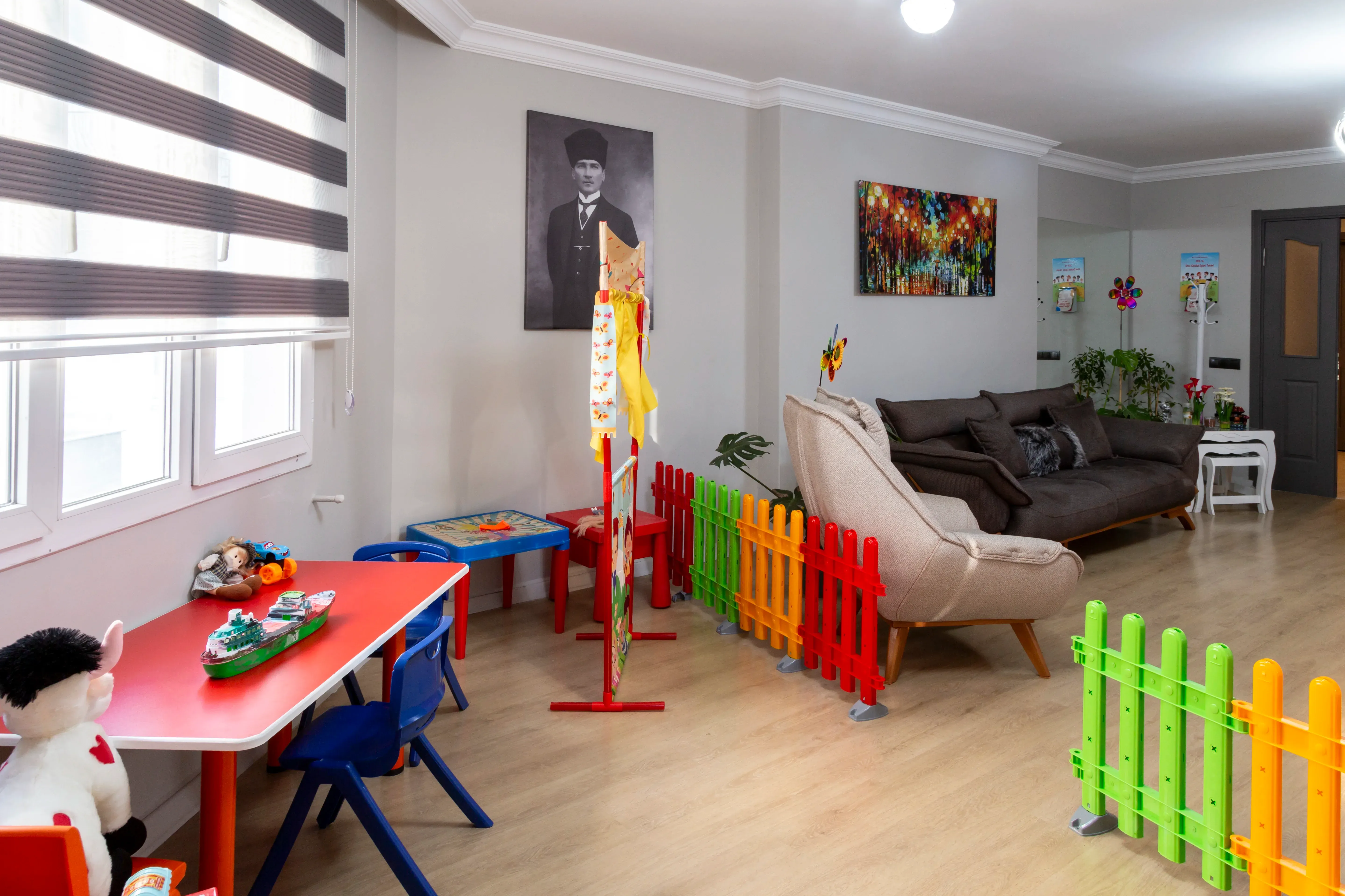 DKT Klinik Adana Seyhan bekleme alanı